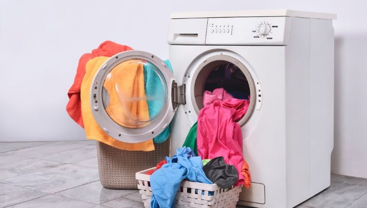 come lavare correttamente gli indumenti
